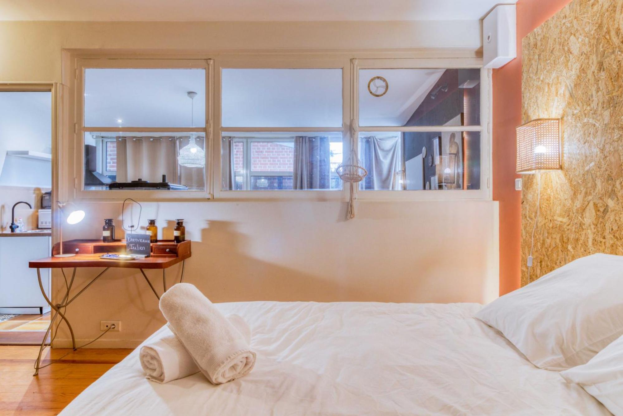 L'Atelier De L'Artiste - Lumineux - Calme - Wifi Apartment Дуе Екстериор снимка